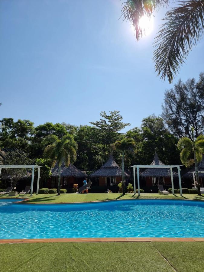 Phayam Cottage Resort Koh Phayam Eksteriør bilde