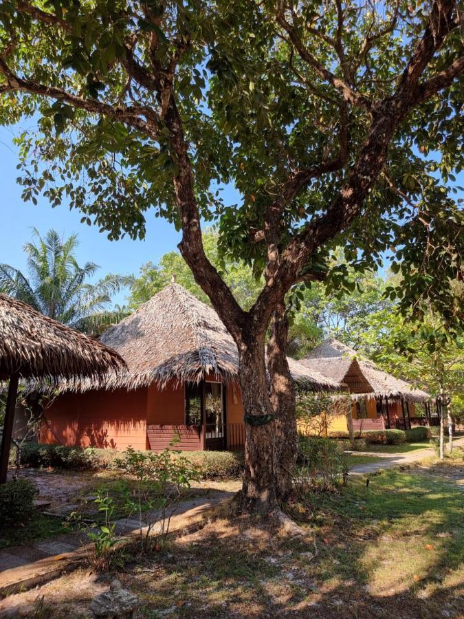 Phayam Cottage Resort Koh Phayam Eksteriør bilde