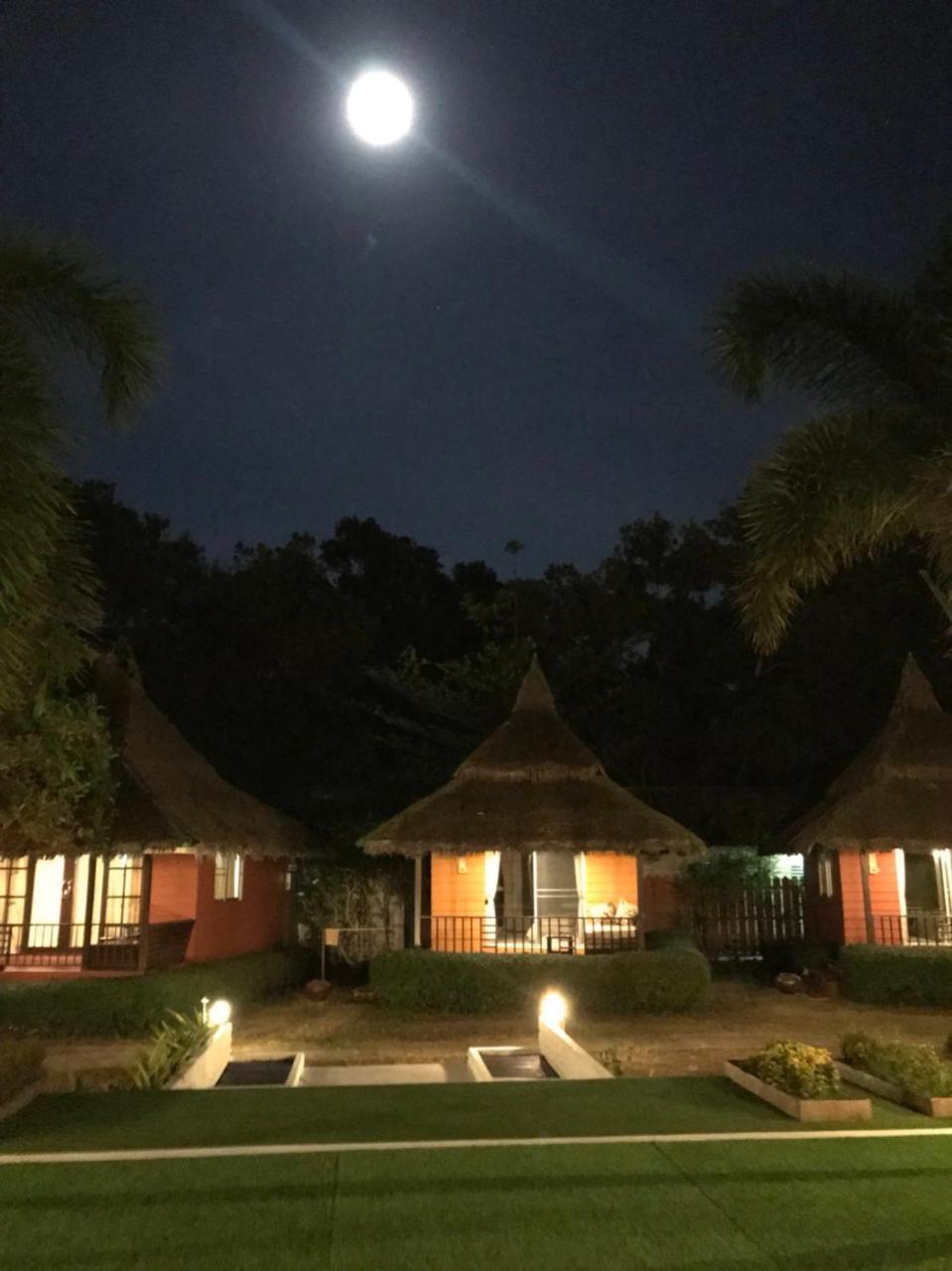 Phayam Cottage Resort Koh Phayam Eksteriør bilde
